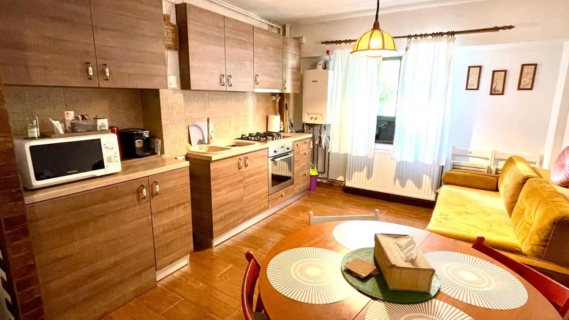 David Apartment Otopeni România