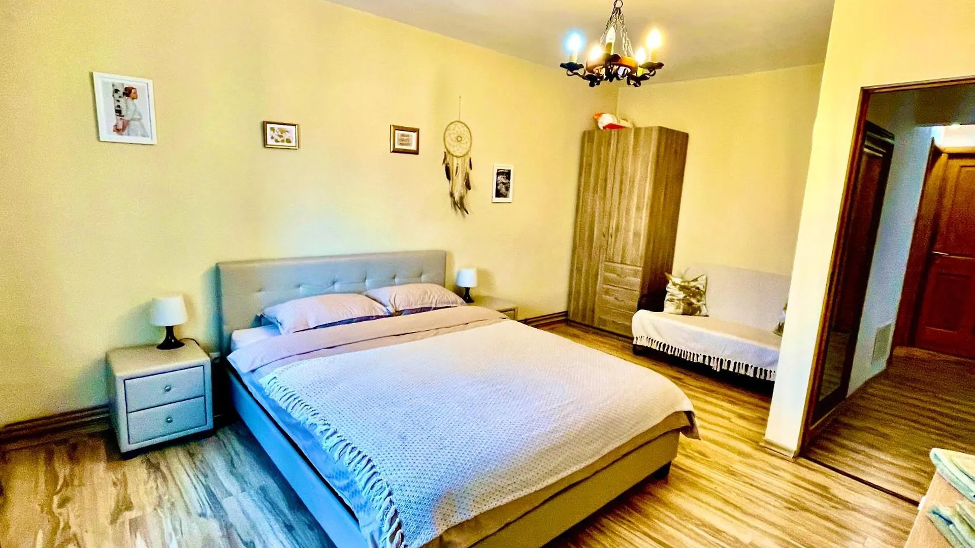 David Apartment Otopeni