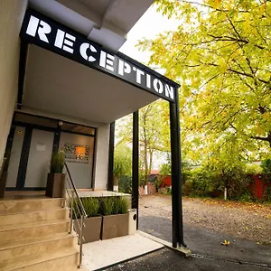 Bucharest Airport Accomodation Aparthotel