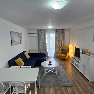 Airport Apartment