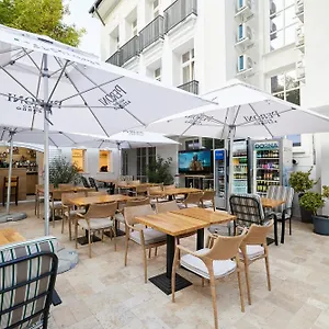 3* Hotel Carol Park View